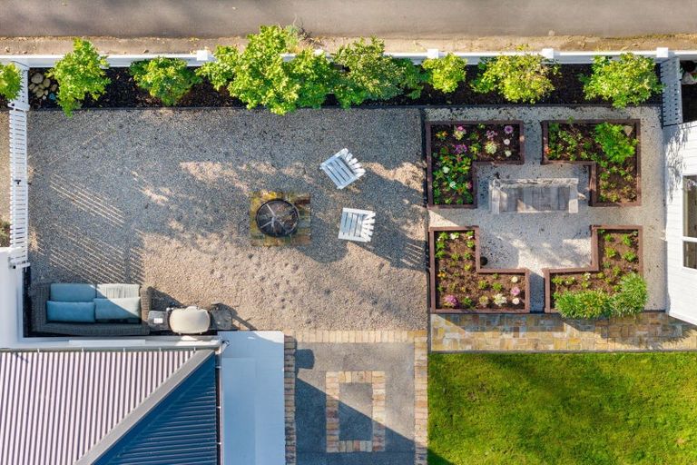 Photo of property in 114 Victoria Street, Cambridge, 3434