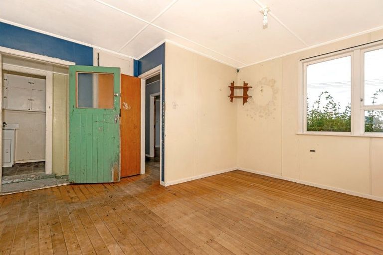 Photo of property in 61 Cambridge Terrace, Kaiti, Gisborne, 4010