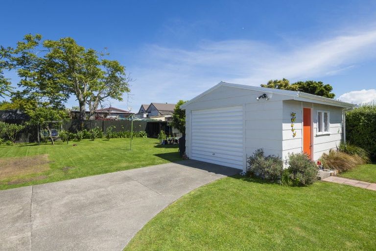 Photo of property in 8 Vivian Street, Inner Kaiti, Gisborne, 4010