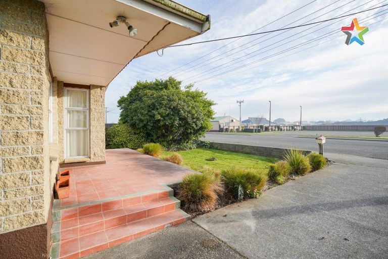 Photo of property in 21 Mcquarrie Street, Kingswell, Invercargill, 9812