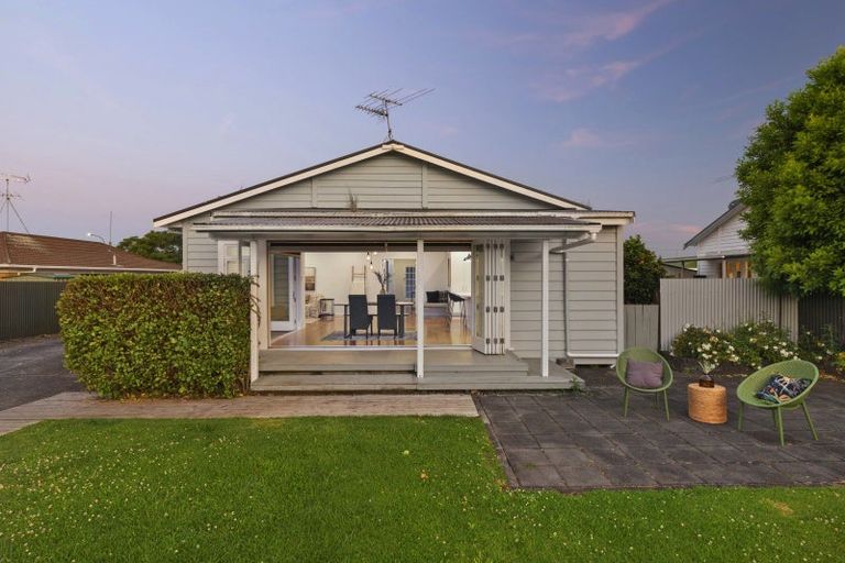 Photo of property in 47 Wellington Street, Pukekohe, 2120