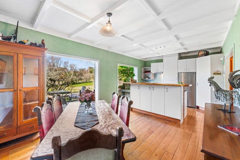 Photo of property in 391 Pine Valley Road, Dairy Flat, Silverdale, 0992
