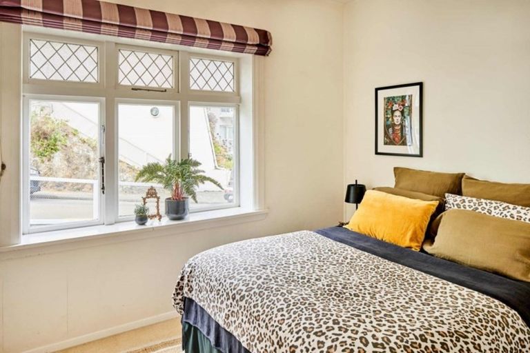 Photo of property in 1 Mcfarlane Street, Mount Victoria, Wellington, 6011