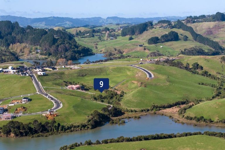 Photo of property in 9 Waipatukahu Lane, Raglan, 3225