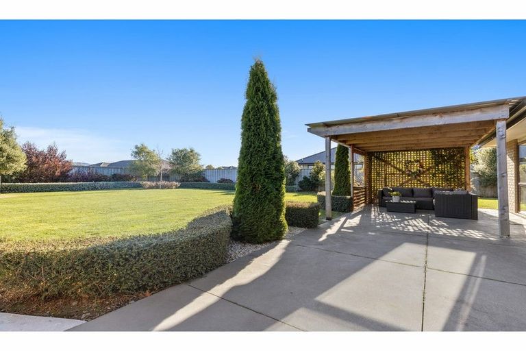 Photo of property in 38 Willowside Place, Amberley, 7410