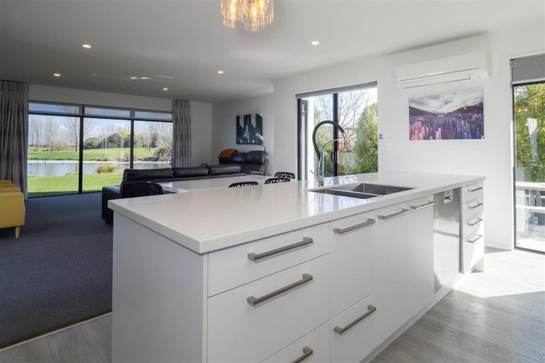 Photo of property in 9 Penbury Close, Huntingdon, Ashburton, 7774