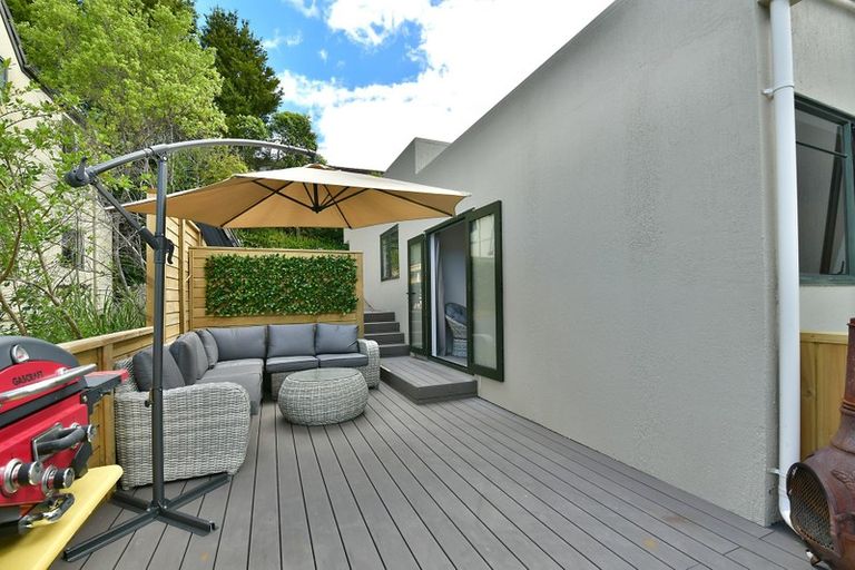 Photo of property in 1/62 Fernhill Way, Oteha, Auckland, 0632