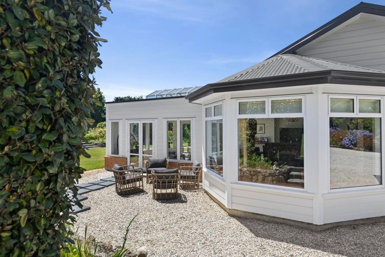 Photo of property in 120 Patons Rock Road, Patons Rock, Takaka, 7182