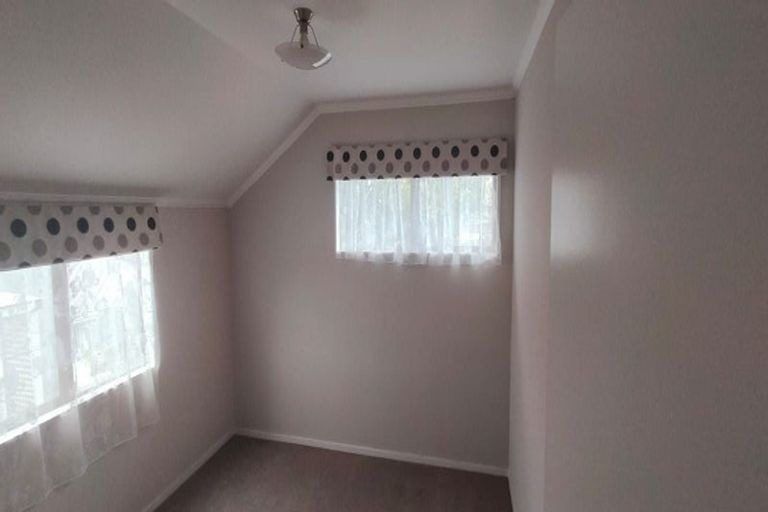 Photo of property in 43 Barnhill Crescent, Pahurehure, Papakura, 2113