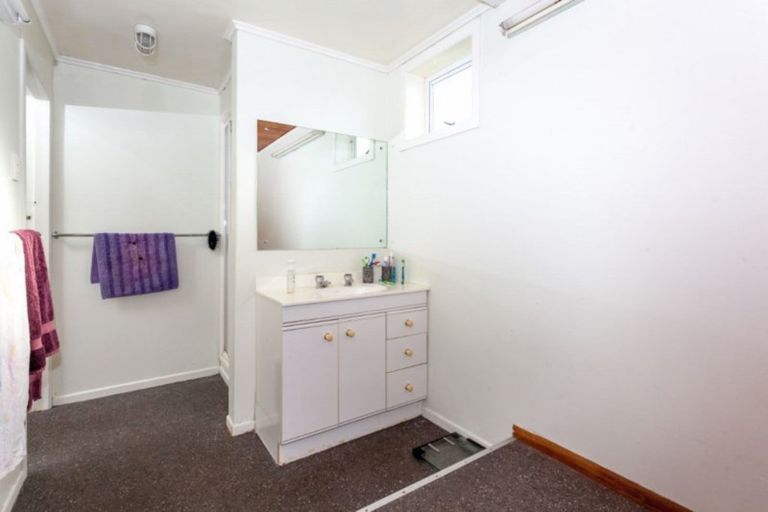 Photo of property in 611 Beach Road, Whangamata, 3620