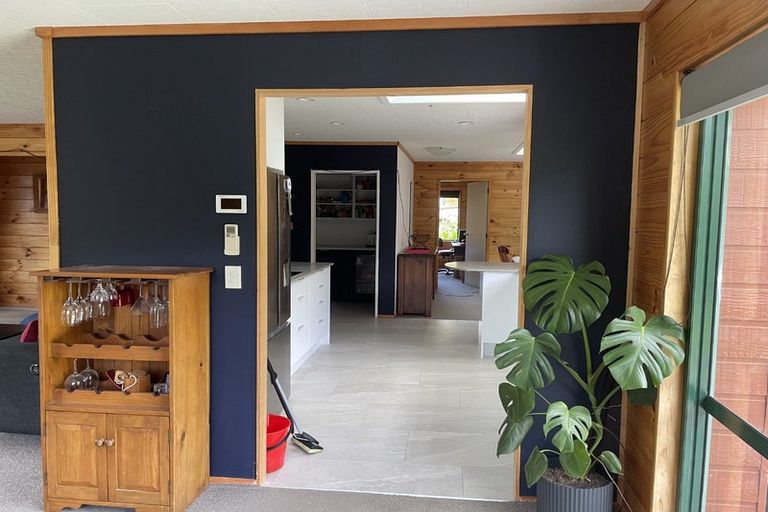 Photo of property in 9 Carlow Grove, Birchville, Upper Hutt, 5018