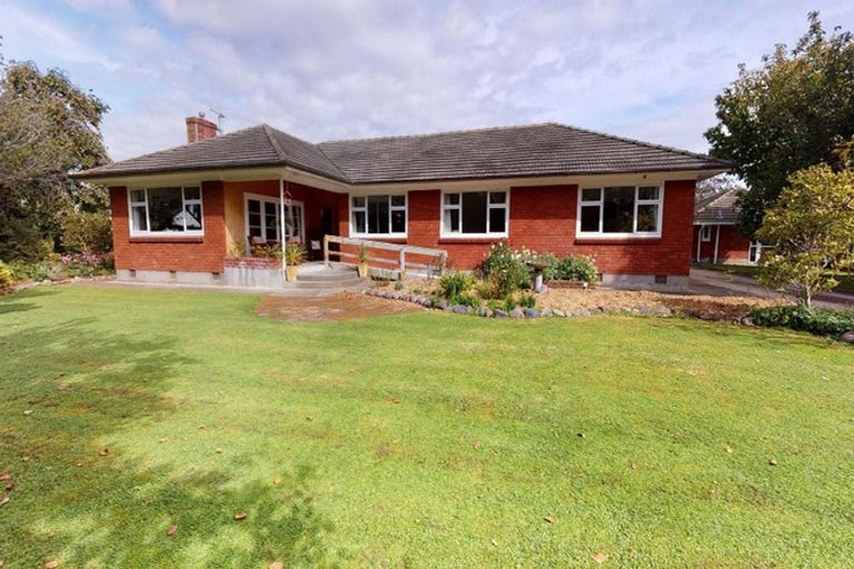 Photo of property in 2 Hackett Street, Whanganui East, Whanganui, 4500