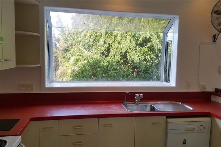 Photo of property in 1/25 Coronation Road, Hillcrest, Auckland, 0627