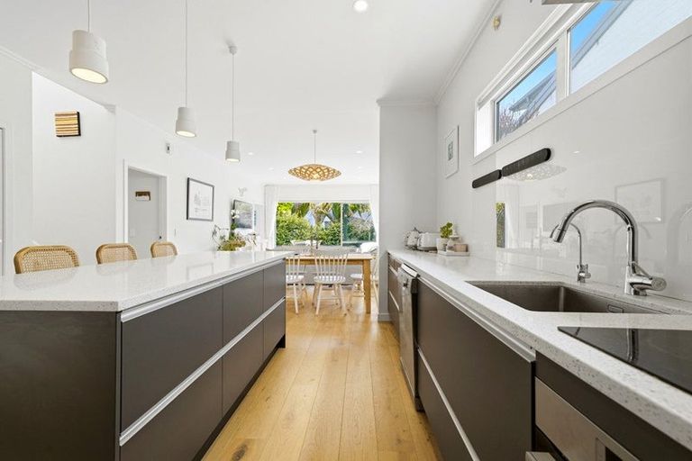 Photo of property in 19 Harakeke Road, Hobsonville, Auckland, 0616
