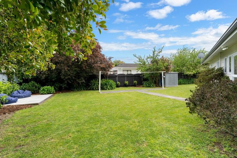 Photo of property in 12 Cobb Place, Otaki, 5512