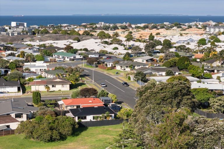 Photo of property in 35 Matavai Street, Mount Maunganui, 3116
