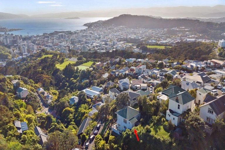 Photo of property in 27 Bruce Avenue, Brooklyn, Wellington, 6021