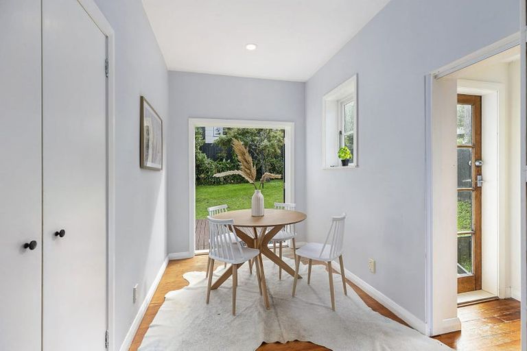 Photo of property in 129 Onslow Road, Khandallah, Wellington, 6035