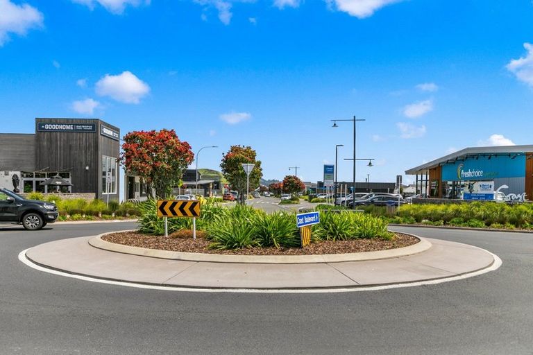 Photo of property in 6a Sunbrae Grove, Mount Maunganui, 3116