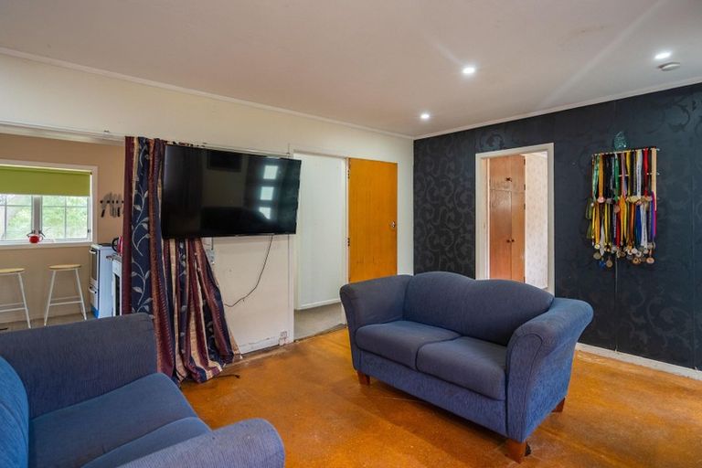 Photo of property in 19 Aorangi Road, Paraparaumu, 5032