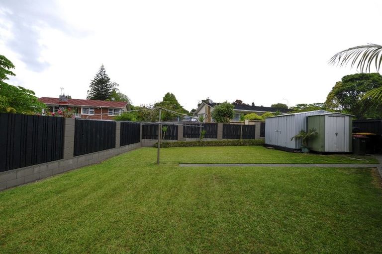 Photo of property in 98 Grande Vue Road, Hillpark, Auckland, 2102