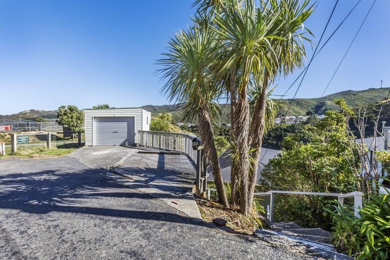 Photo of property in 12 Coleridge Street, Brooklyn, Wellington, 6021