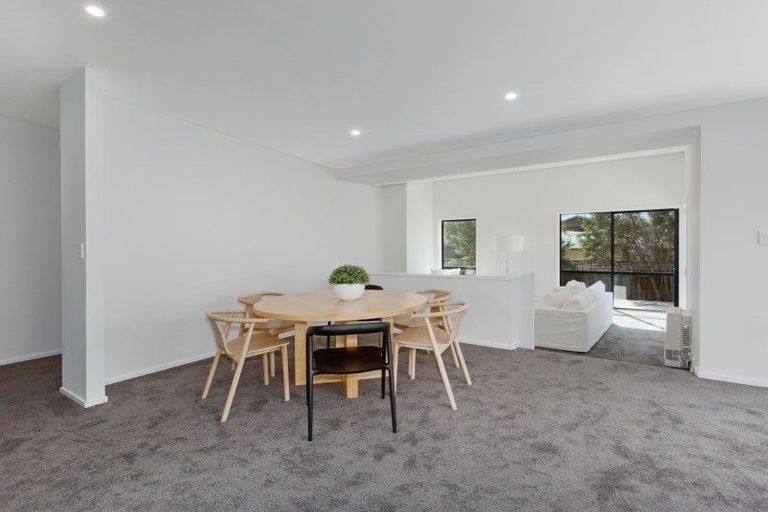 Photo of property in 18 Rifleman Lane, Paraparaumu Beach, Paraparaumu, 5032