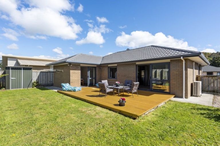 Photo of property in 7 Sunstone Crescent, Brown Owl, Upper Hutt, 5018