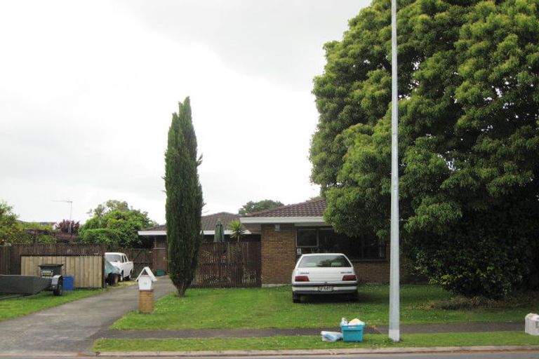Photo of property in 10 Tatua Place, Conifer Grove, Takanini, 2112