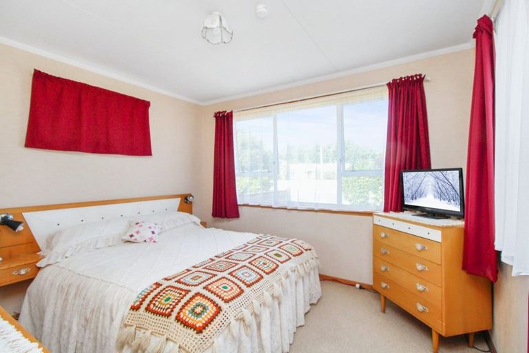 Photo of property in 67 Miller Street, Dannevirke, 4930
