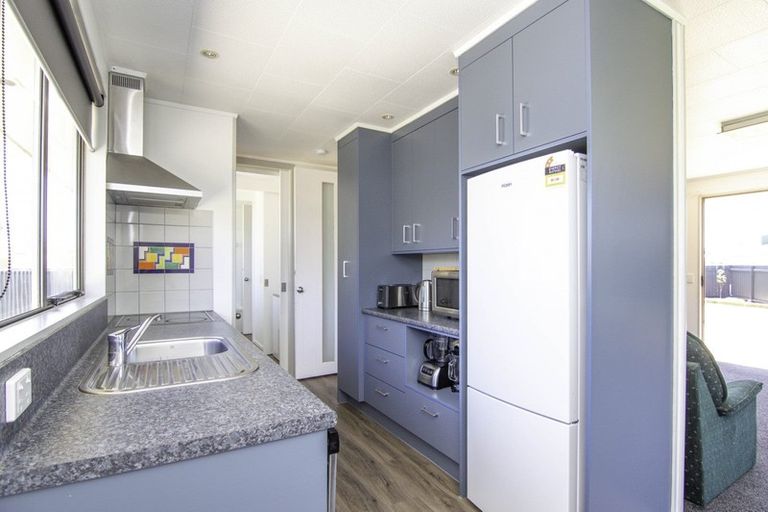 Photo of property in 51 Acacia Street, Kelvin Grove, Palmerston North, 4414