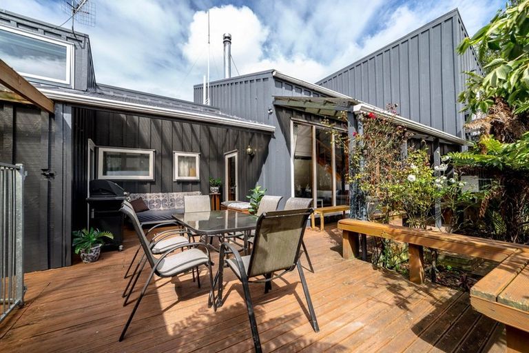 Photo of property in 6 Totara Place, Pahiatua, 4910