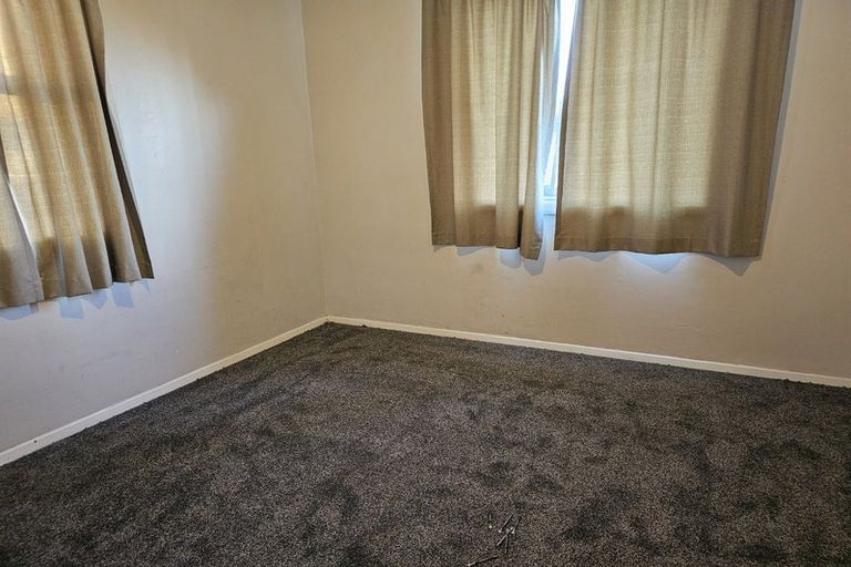 Photo of property in 3 Albion Street, Waitangirua, Porirua, 5024