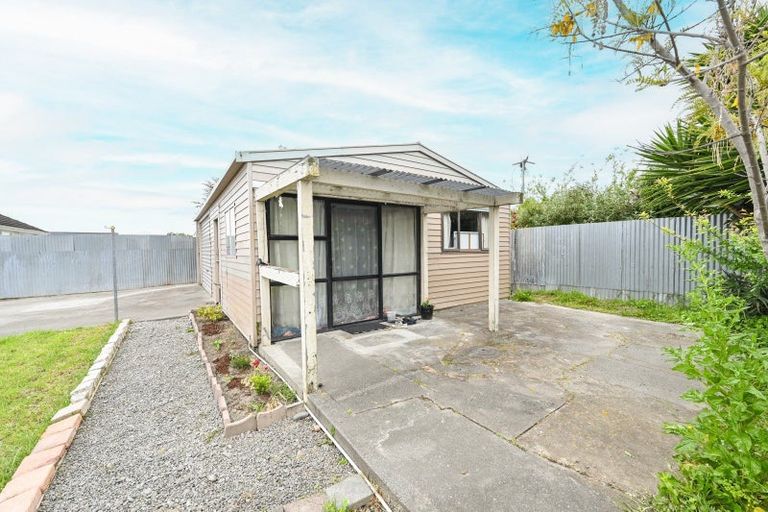 Photo of property in 37 Constable Crescent, Onekawa, Napier, 4110