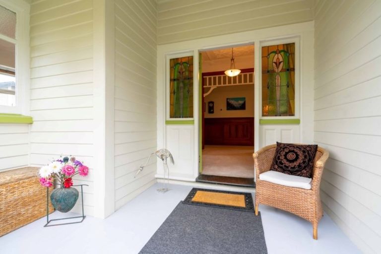 Photo of property in 139 Eglinton Road, Mornington, Dunedin, 9011