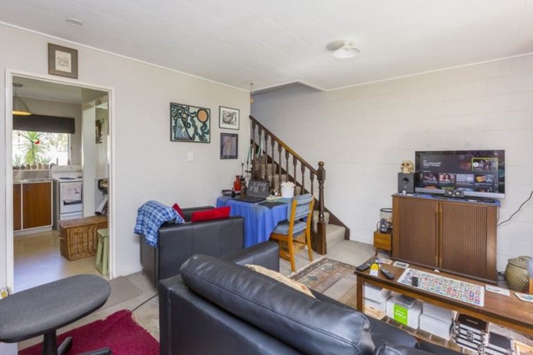 Photo of property in 8a Tawai Street, Trentham, Upper Hutt, 5018