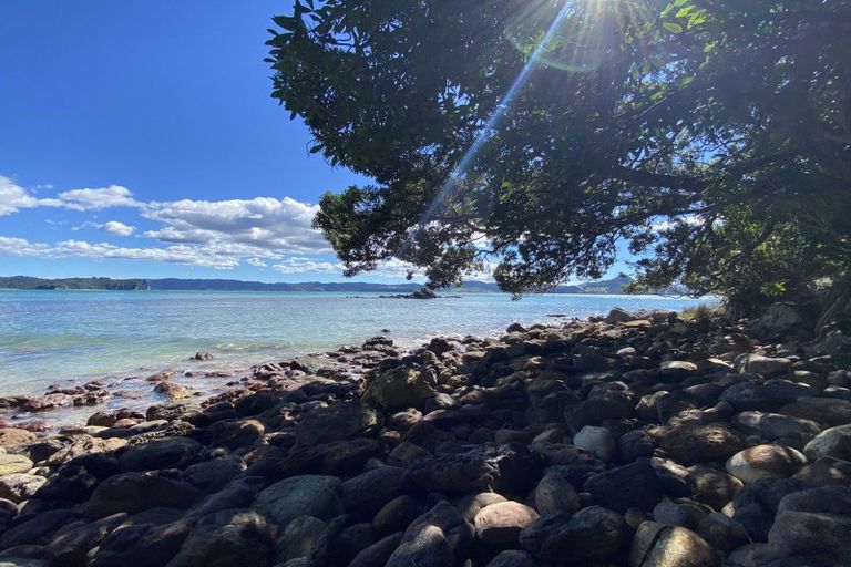 Photo of property in 404a Lees Road, Hahei, Whitianga, 3591