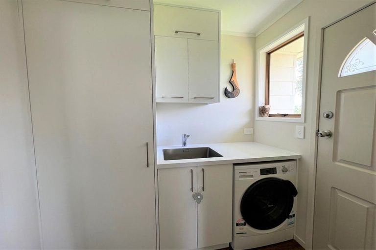 Photo of property in 20 Hyperion Drive, Randwick Park, Auckland, 2105