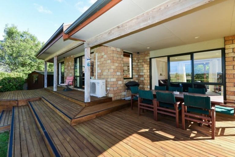 Photo of property in 1 Limousin Place, Grandview Heights, Hamilton, 3200