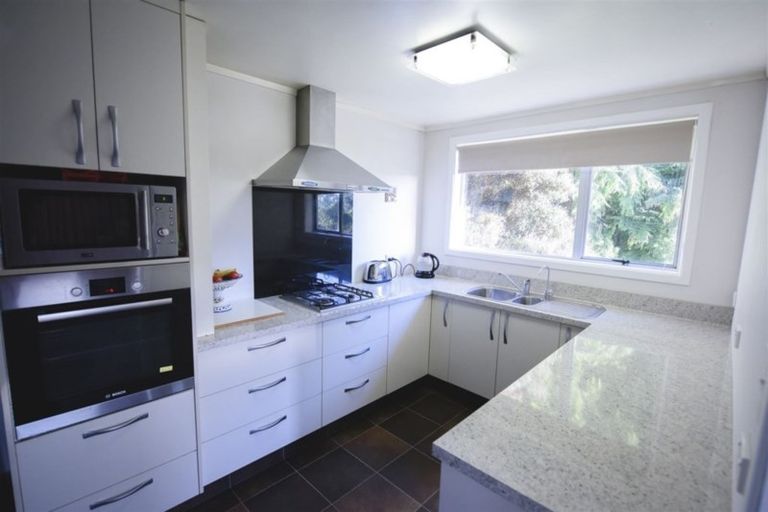 Photo of property in 8 Saint Andrew Place, Balclutha, 9230