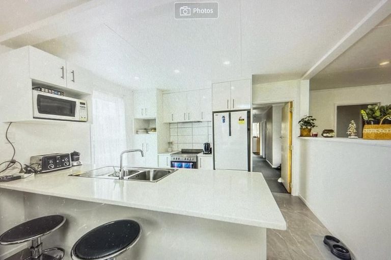 Photo of property in 83 Arimu Road, Papakura, 2110