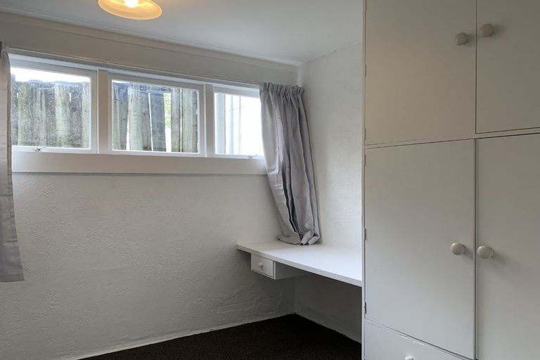 Photo of property in 4130 Great North Road, Glendene, Auckland, 0602