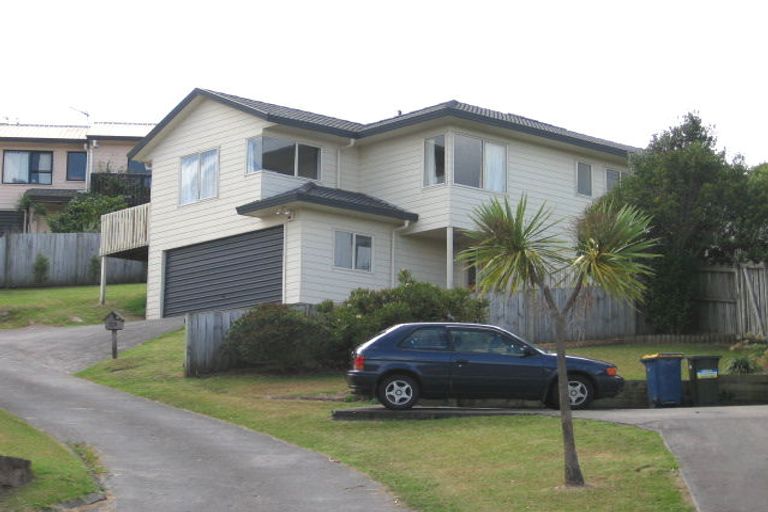 Photo of property in 24 Amery Place, West Harbour, Auckland, 0618