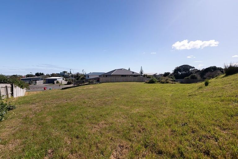Photo of property in 106 Mountain View Terrace End, Otaki Beach, Otaki, 5512