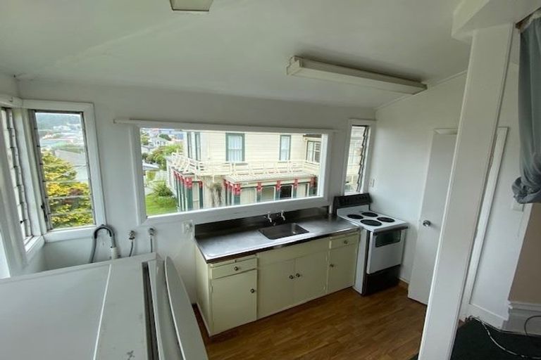 Photo of property in 19 Burnell Avenue, Thorndon, Wellington, 6011