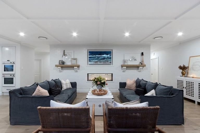 Photo of property in 17 Ardrossan Way, Tai Tapu, 7672