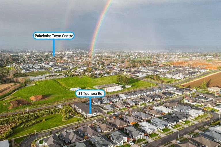 Photo of property in 31 Tuuhura Road, Pukekohe, 2120