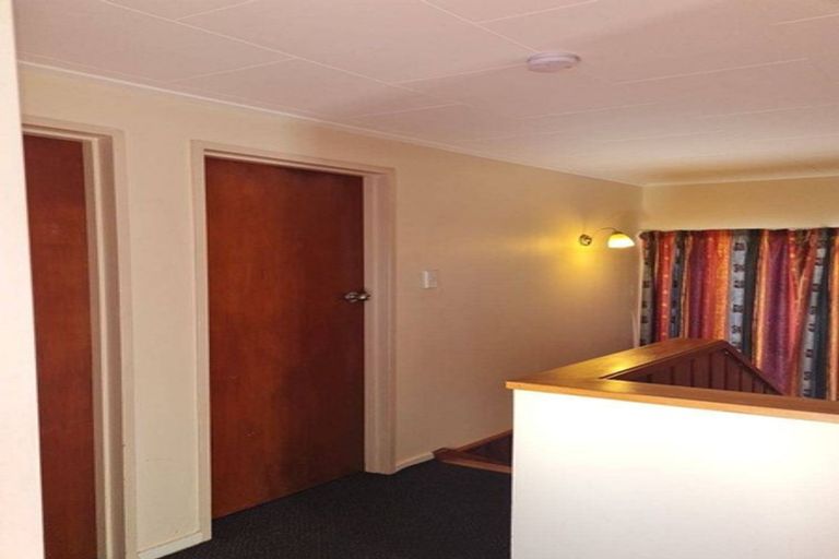 Photo of property in 1 Hurworth Place, College Estate, Whanganui, 4500