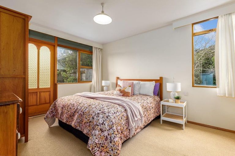 Photo of property in 9 Toenga Road, Pukerua Bay, 5026