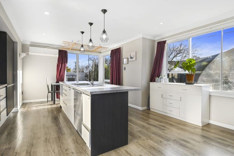 Photo of property in 98 Hoon Hay Road, Hoon Hay, Christchurch, 8025